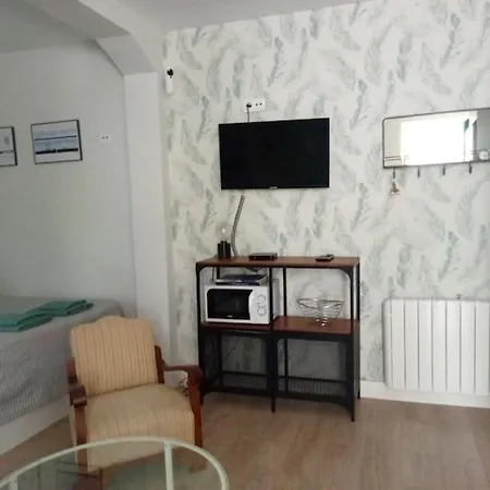 Privatunterkunft Estudio Independiente Forget Me Not *